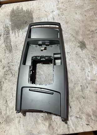 Центральна консоль audi a6 4f1864261