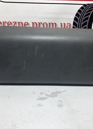 Подушка безопасности пасажира airbag vw t4 fl 701880202