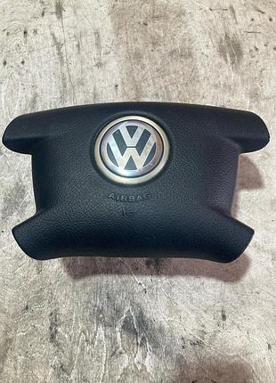 Б/у подушка безопасности руль 4 спицы-07 7h0880201f vw transporter t5