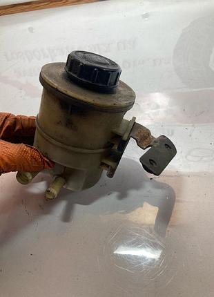 Бачок насоса гур 8200005185 opel movano/ renault master ii