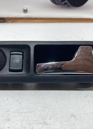Ручка двері внутрішня права 3b0839114 задня vw passat b5 golf 4
