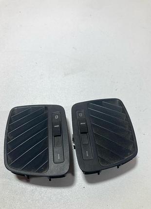 Решетка воздуховода в торпеду левая правая audi a6 c5 1997-2004 год 4b0819793 4b0819794