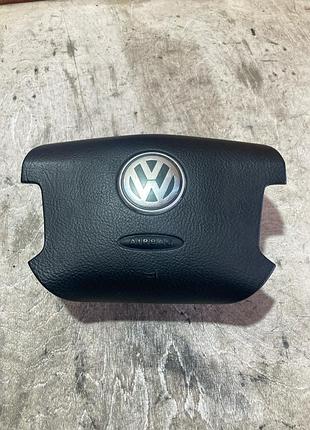 Подушка безпеки в кермо volkswagen golf 4 1j0880201k vag (1j0880201k)