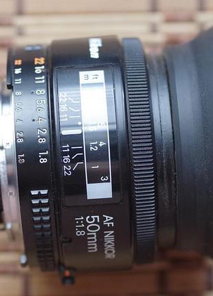 Объектив af nikkor 50mm 1.8 nikon с блендой . япония