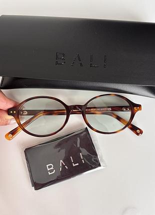 Окуляри бренду bali