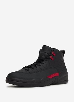 Кроссовки air jordan 12 retro "bloodline" оригинала легендарных цветах клуба chicago bulls. натуральная кожа премиального качества. размер us 9 eur 42.5