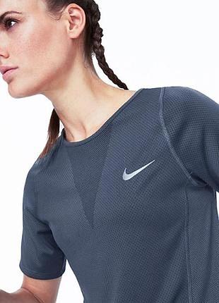 Футболка nike nk znl cl relay top ss 831512-010 р.l