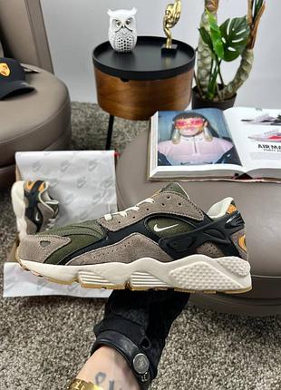 Мужские кроссовки nike air huarache brown khaki