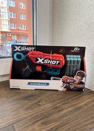 X-shot kickback бластер зі стрілами