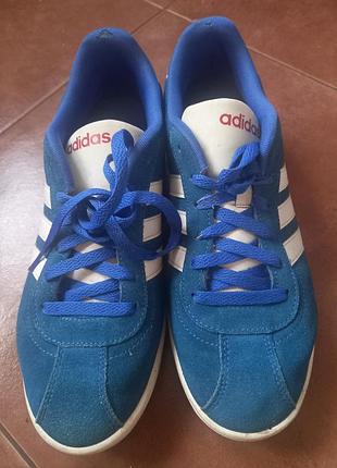 Кроссовки adidas