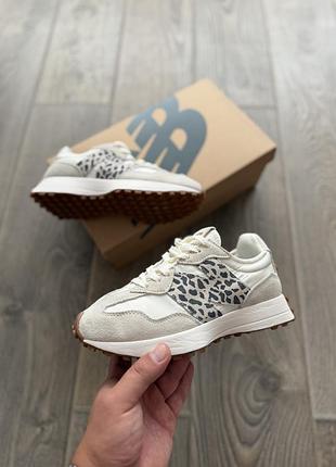 Жіночі кросівки new balance 327 white leopard
