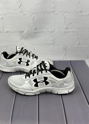 Чоловічі спортивні кросівки under armour