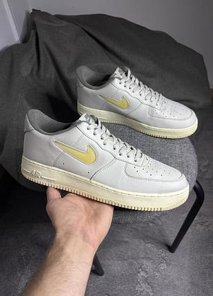 Кросівки nike air force 1 07 lx ‘light bone’ 47.5 31 кроссовки найк аир форс