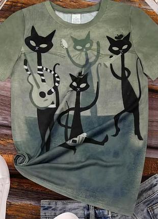 Женская футболка с котиками