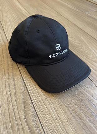 Кепка victorinox