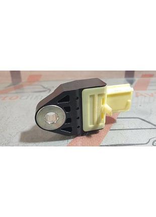 Датчик удару 98235sg000 subaru forester sj 2012-2018 дизель