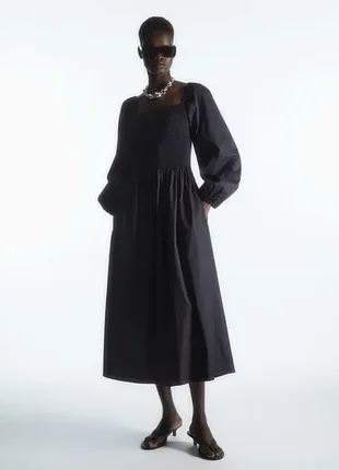 Сукня жіноча cos off-the-shoulder smocked midi dress / 44