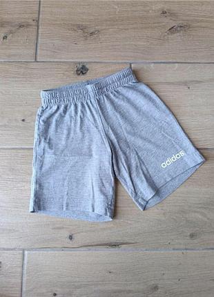 Шорты adidas 86см (12-18 мес.).