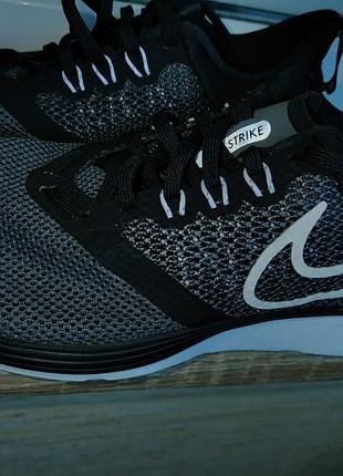 Кроссовки nike