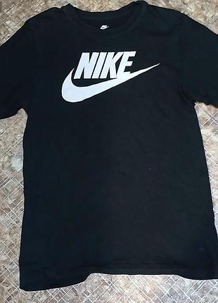 Оригінал футболка nike m nsw tee icon futura (розмір s) на дорослого або підліткова на 158 - 172