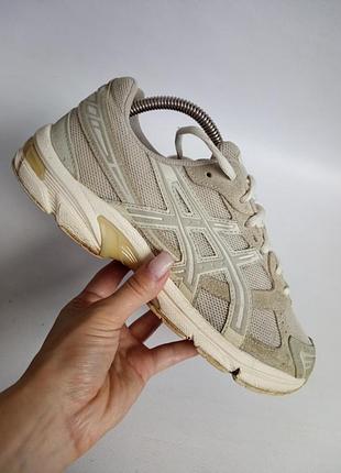 Кроссовки asics 6