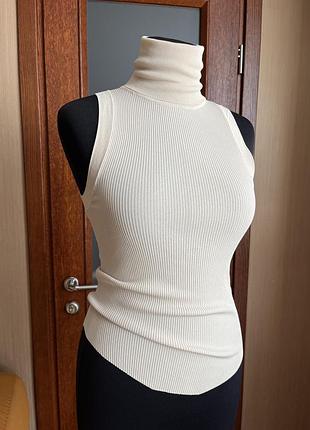 Zara гольф без рукавів рубчик беж віскоза поліамід