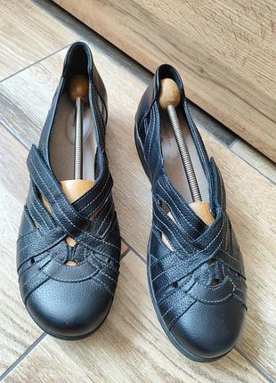 Clarks туфли женские кожаные 43, 44 размер