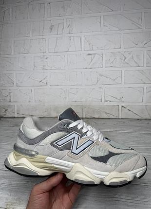 Крутые бежевые кроссовки new balance 9060