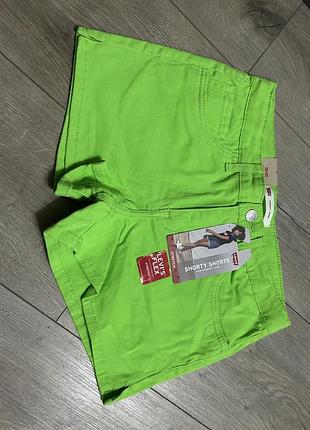 Нові шорти levi’s 7