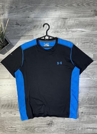 Оригінальна, спортивна футболка - under armour