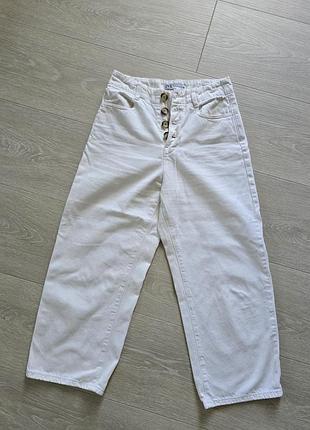 Джинсы кюлоты zara молочного цвета, высокая посадка