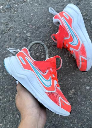 Nike детские кроссовки оригинал 28 размер на липучке