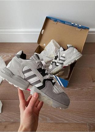Оригінальні кросівки adidas