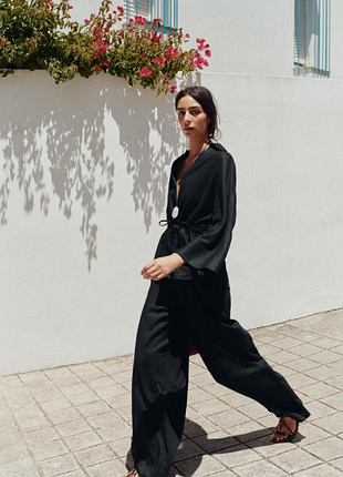 Боючний костюм від бренду zara (55% льон, 45% віскоза)