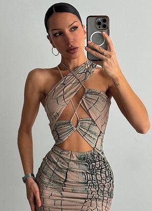 Сукня слінкі міні в зміїний принт prettylittlething plt