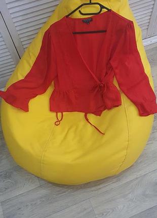 Продам яскраву блузку
