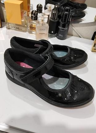 Фирменные детские туфли clarks