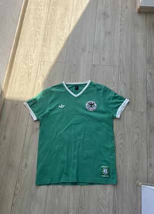 Футболка adidas