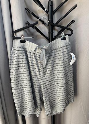 Чоловічі шорти calvin klein