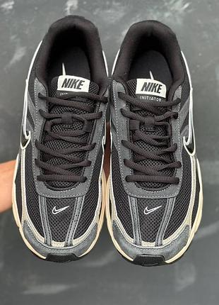 Кроссовки nike initiator
