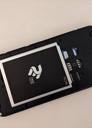 Телефон twoe e500a 1/8gb бу 6