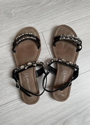 Сандали женские с камнями стразами кожаные 40-41
