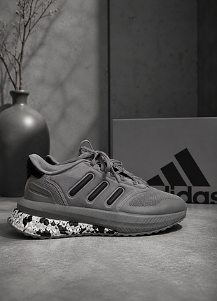 Брендові кросівки adidas 42-43 р