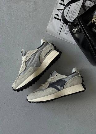 Стильные женские кроссовки new balance 327 grey/black