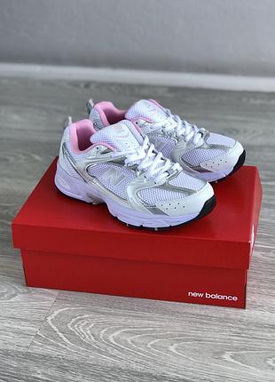 Жіночі кросівки світлі легкі зручні new balance 530