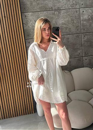 Платье из льна и прошвы