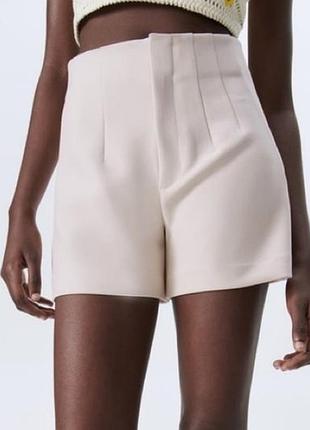 Жіночі шорти zara