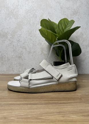 Жіночі замшеві босоніжки clarks розмір 41