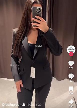 Силуетний жіночий жакет zara