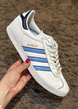 Оригінальні білі шкіряні кросівки adidas gazelle 42/43 розмір (27-27.5 см устілка) б/в